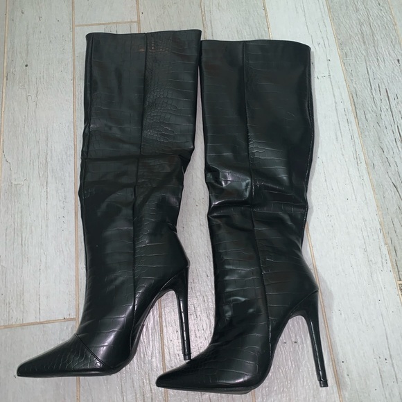 Princess Polly Leighton Boots Black - Picture 2 of 4